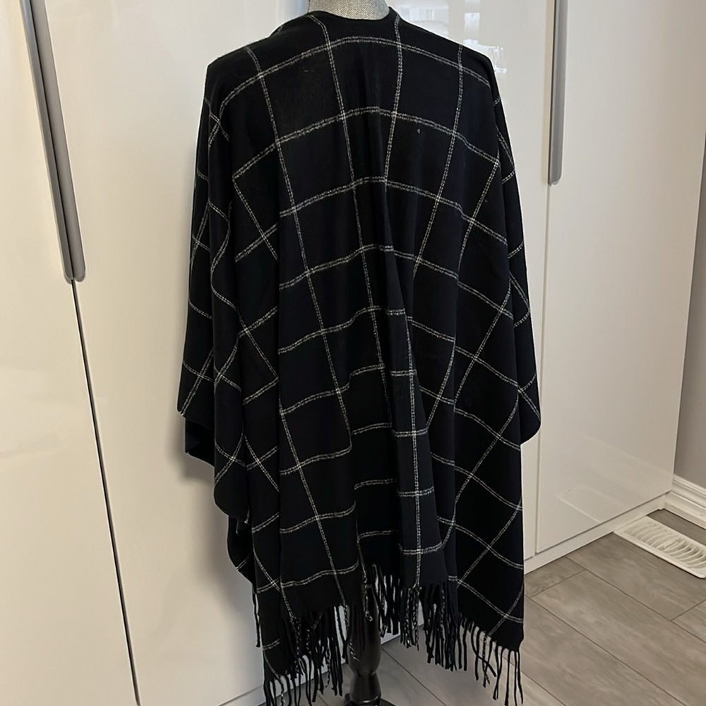 Oversized Shawl Scarf Wrap, size O/S - Picture 6 of 8
